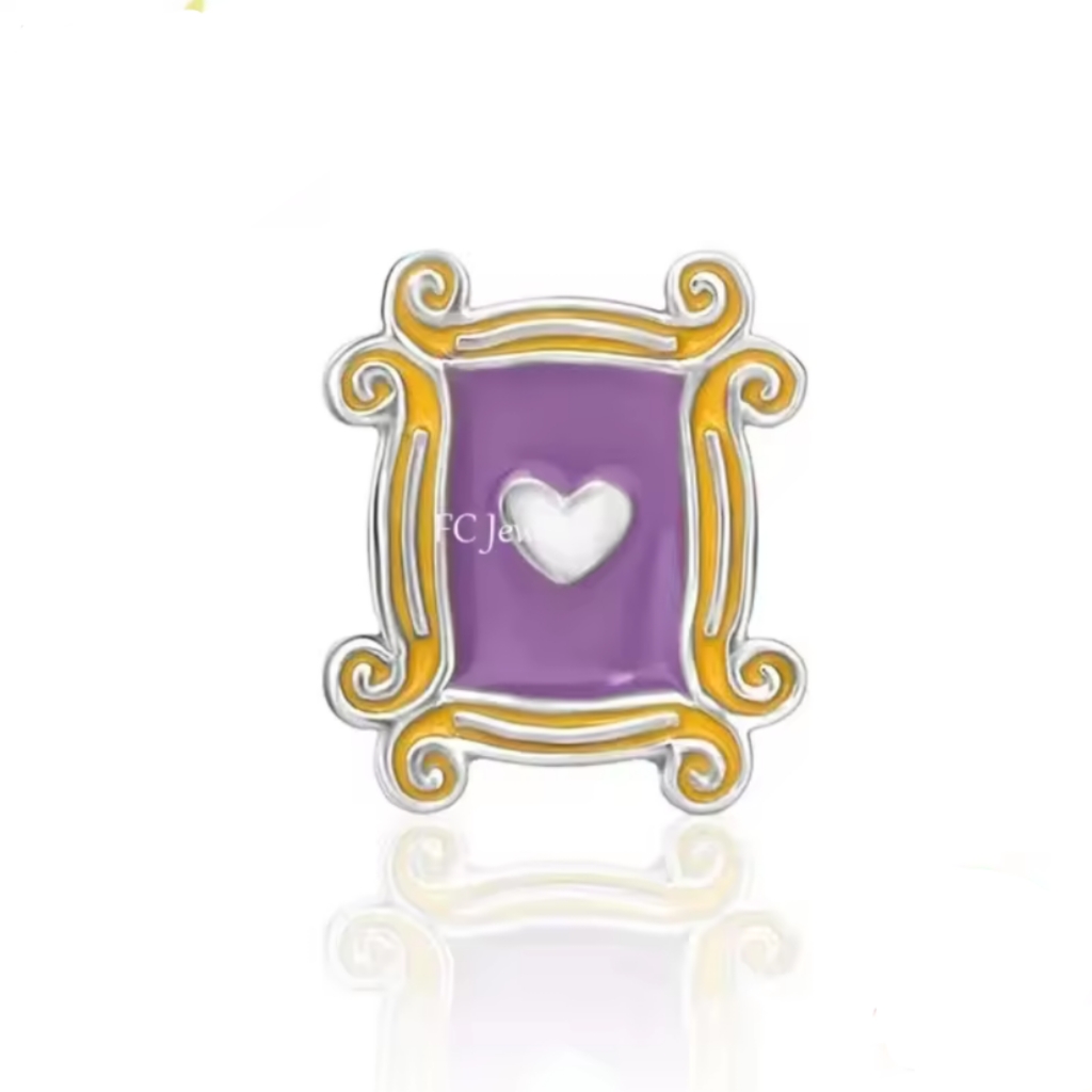 New Friends Iconic Door Charm 19$
